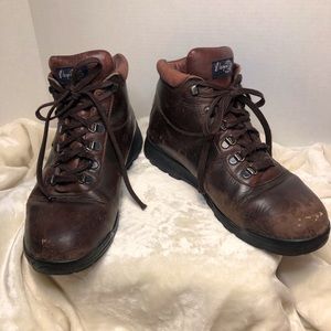 Vasque Men’s Gore-Tex Sundowner Hiking Boots